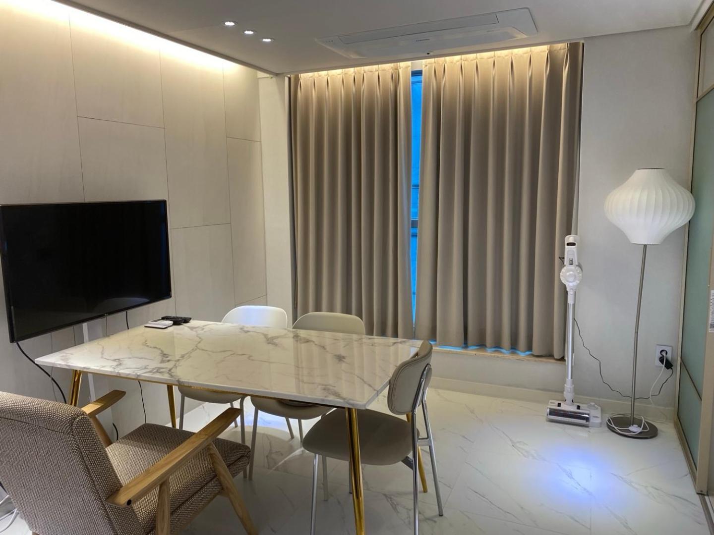 2023 New Build, Super Neat Full Option * Seoul
