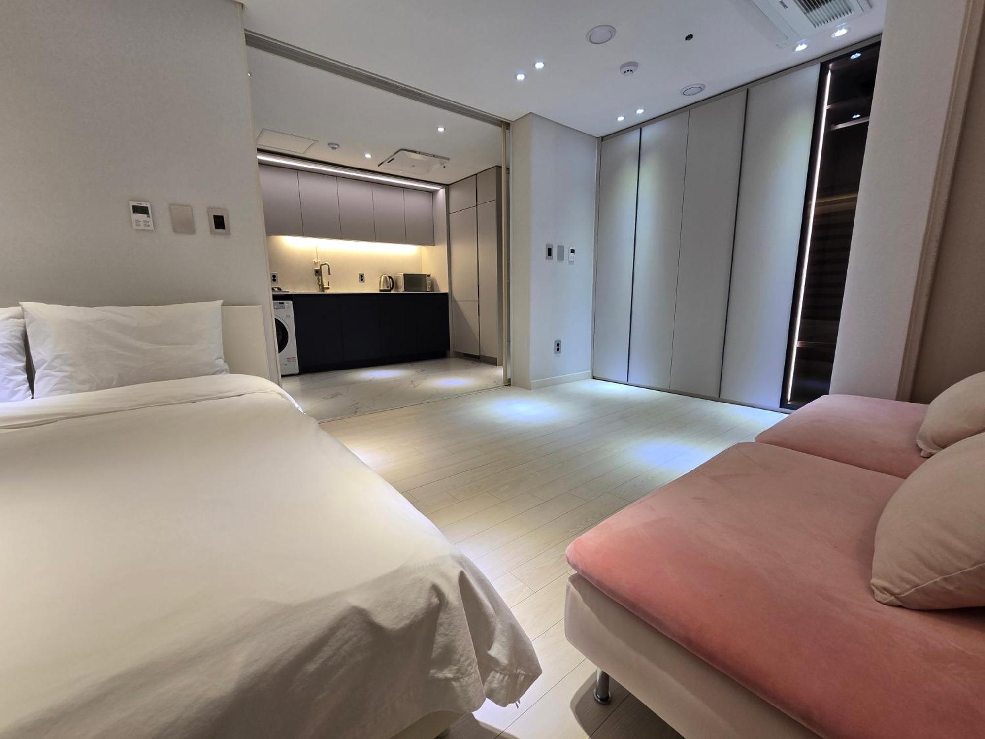 2023 New Build, Super Neat Full Option Apartemen Seoul