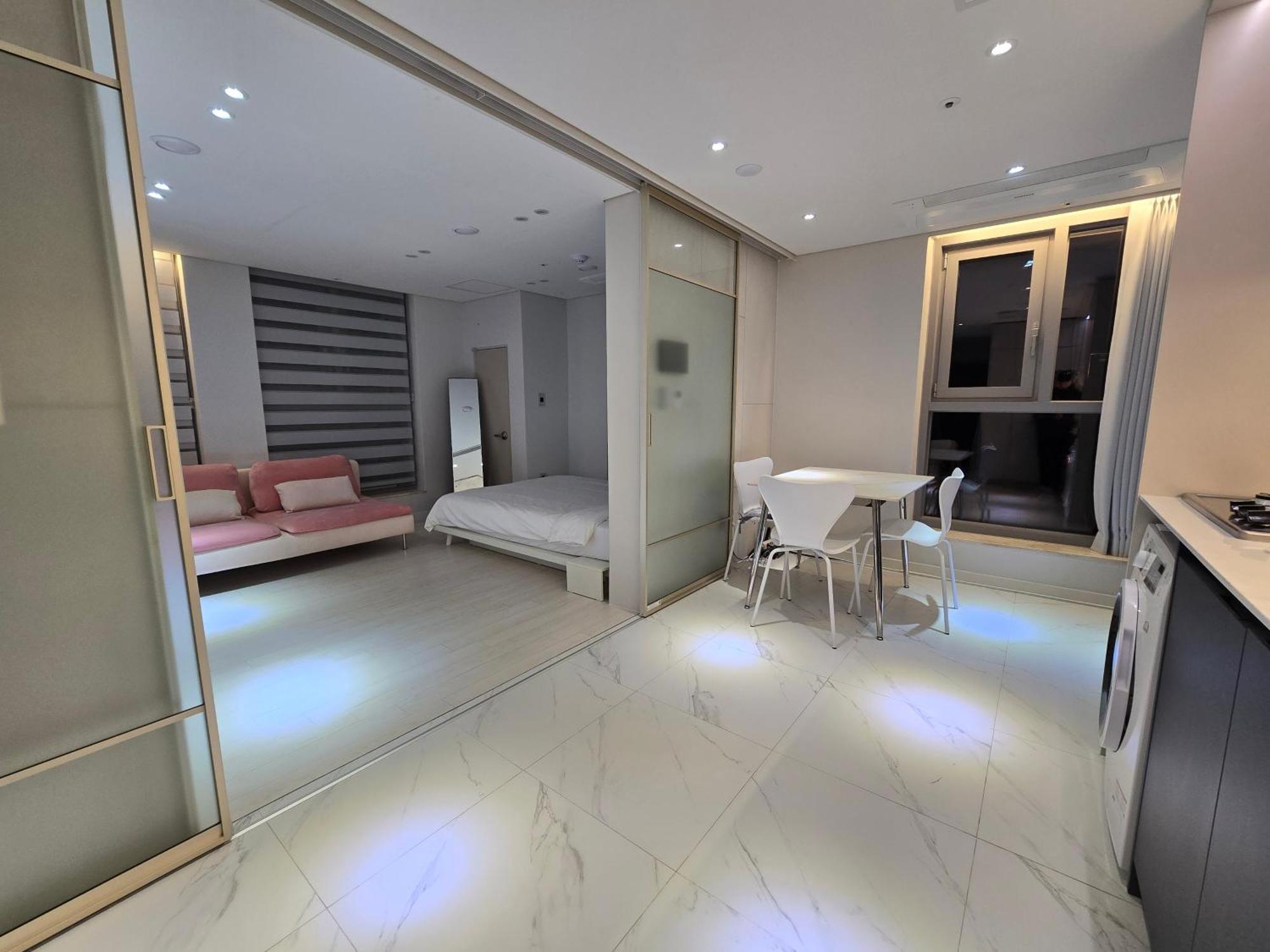 Apartemen 2023 New Build, Super Neat Full Option Seoul
